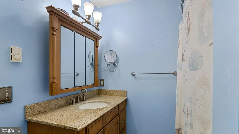 208 ORIOLE AVENUE Ridgely, MD 21660