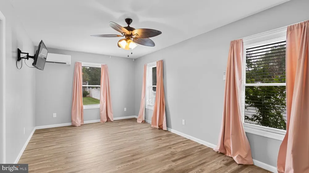 208 ORIOLE AVENUE Ridgely, MD 21660