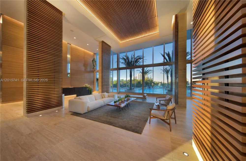 16385 Biscayne Blvd #519 North Miami Beach, FL 33160