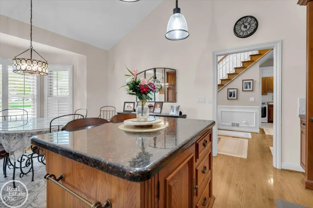 7827 S River Road Cottrellville Township, MI 48039