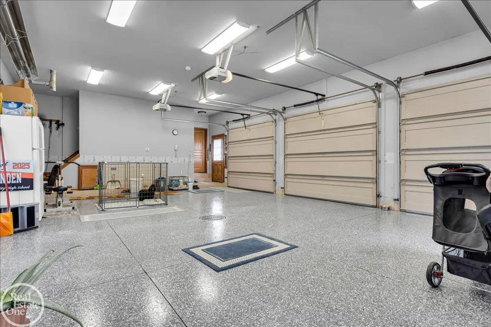 7827 S River Road Cottrellville Township, MI 48039
