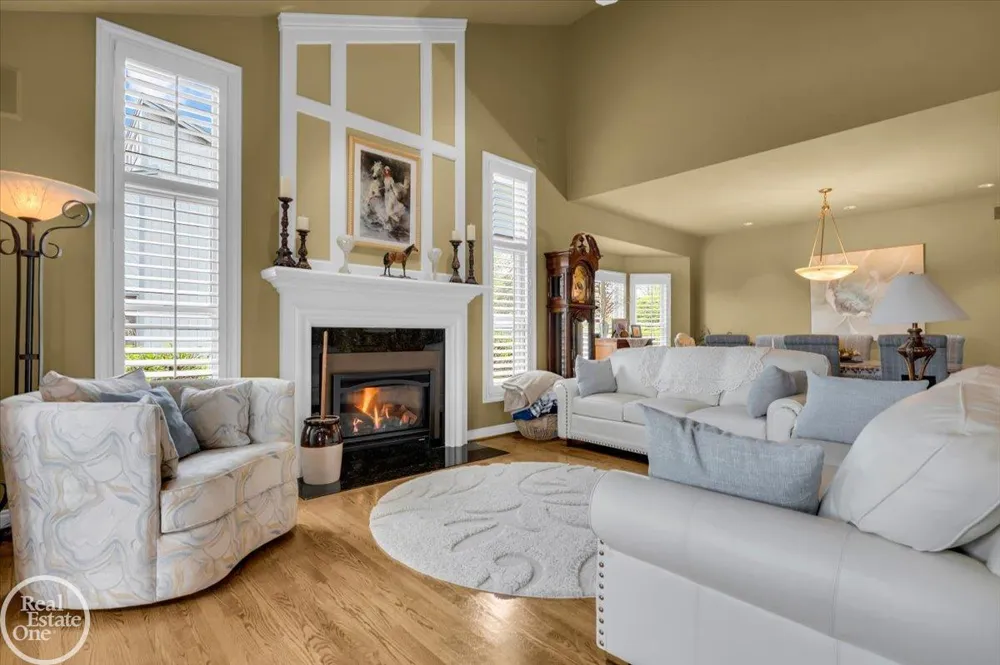 7827 S River Road Cottrellville Township, MI 48039