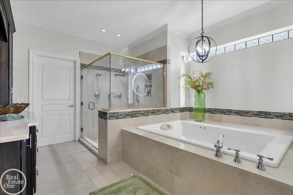 7827 S River Road Cottrellville Township, MI 48039