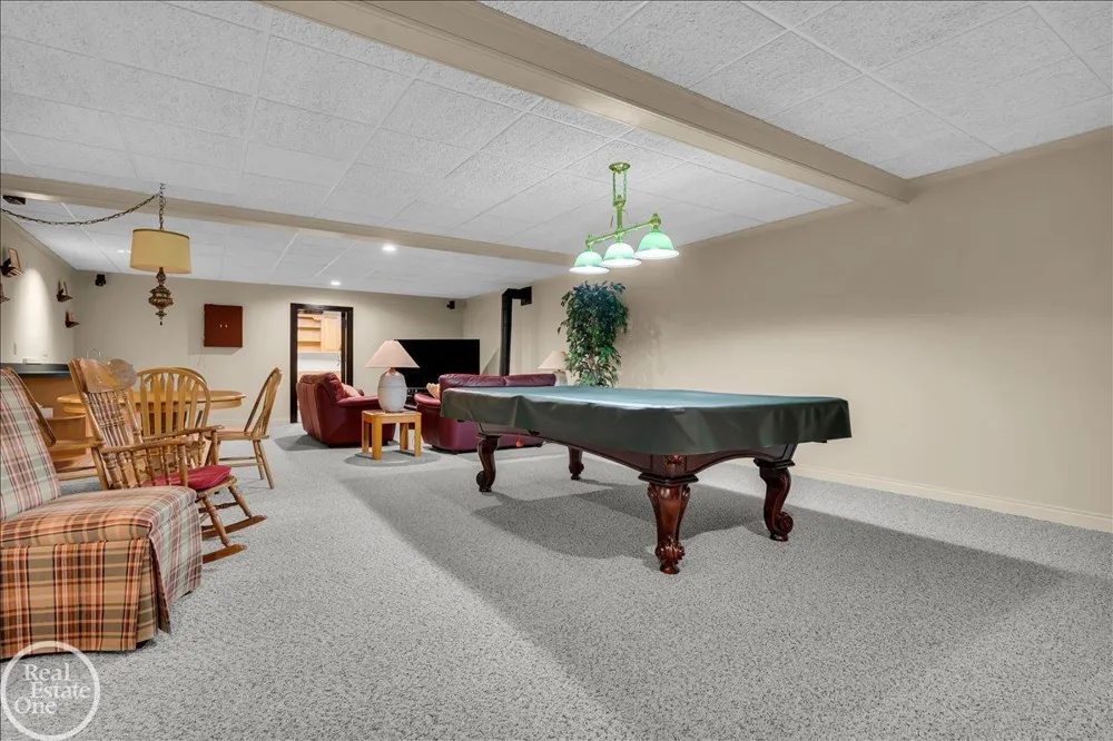 7827 S River Road Cottrellville Township, MI 48039