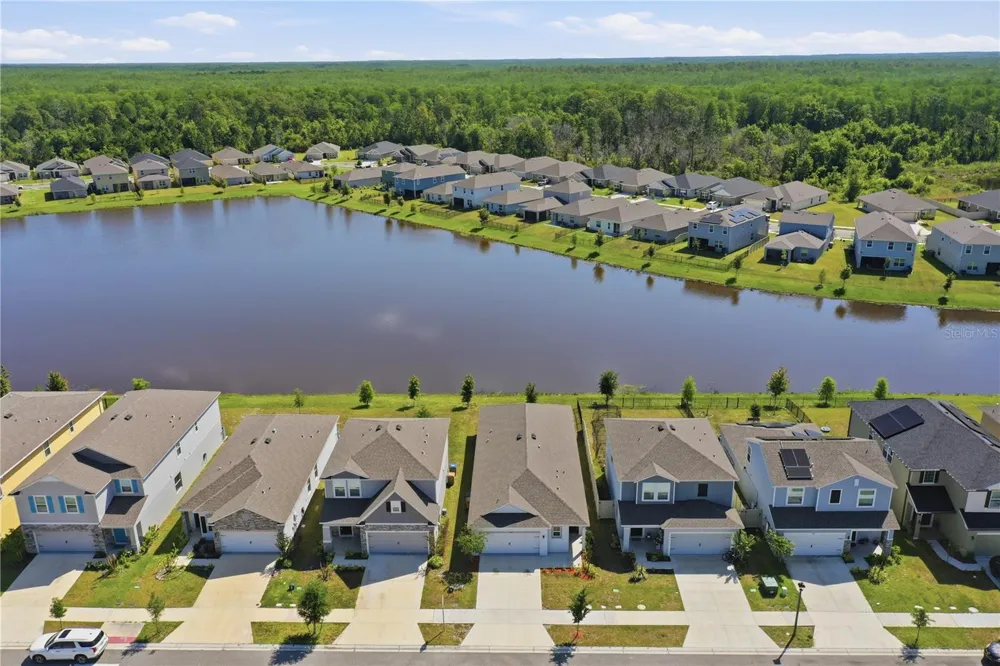 4057 SAGEFIELD DRIVE Harmony, FL 34773