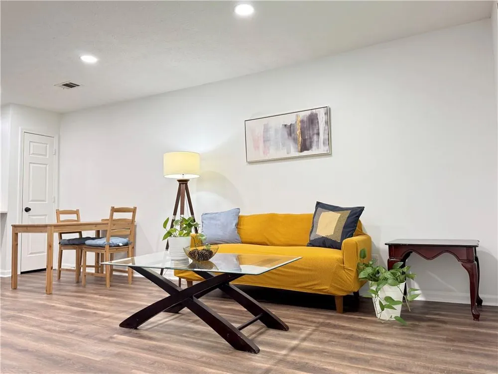 4193 Shallowford Road #D Chamblee, GA 30341