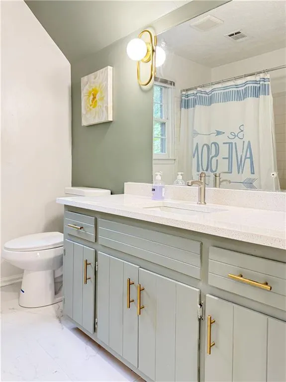 4193 Shallowford Road #D Chamblee, GA 30341
