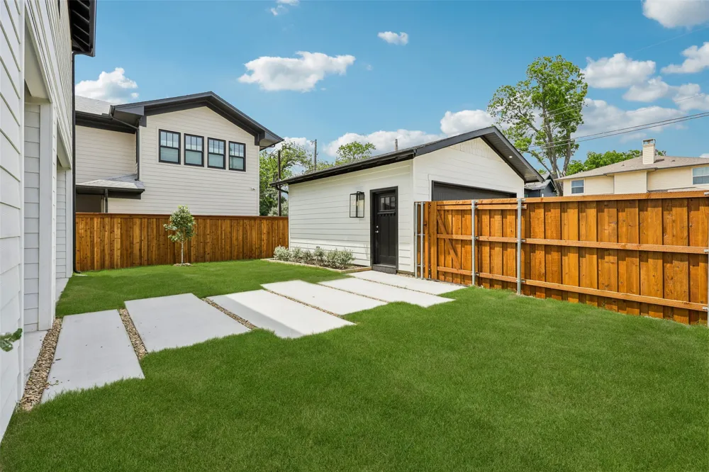 5457 Bonita Avenue Dallas, TX 75206