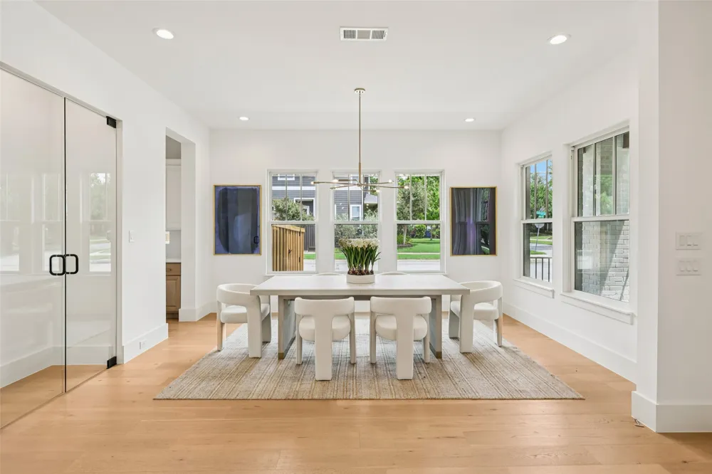 5457 Bonita Avenue Dallas, TX 75206