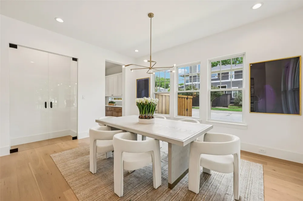 5457 Bonita Avenue Dallas, TX 75206