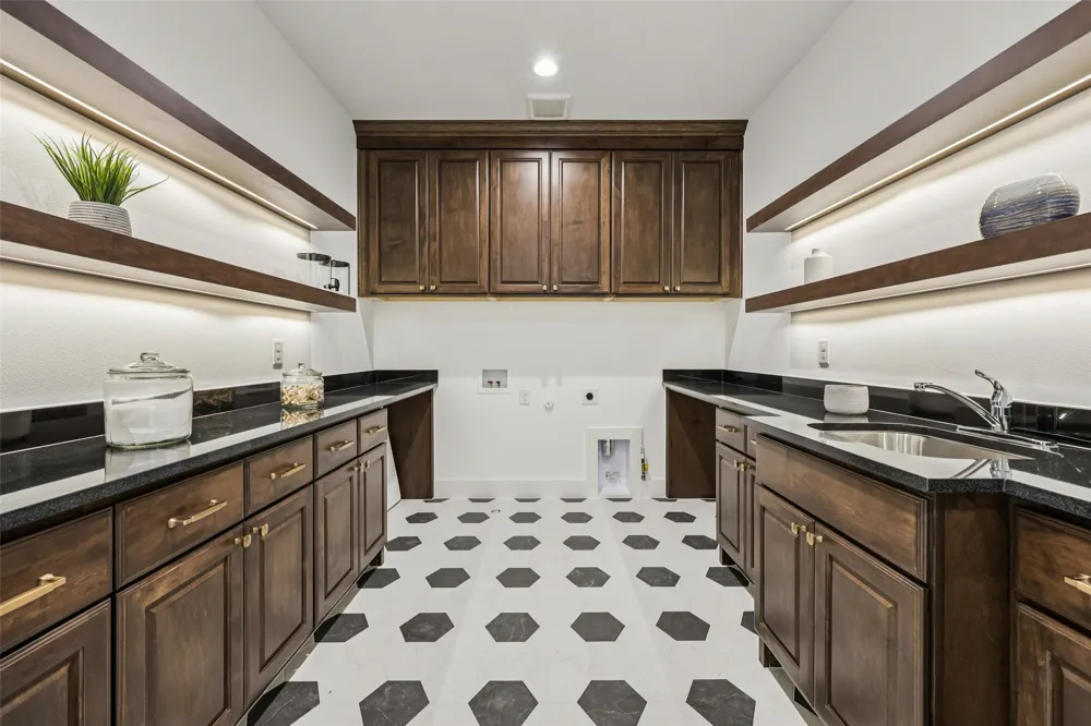 5457 Bonita Avenue Dallas, TX 75206