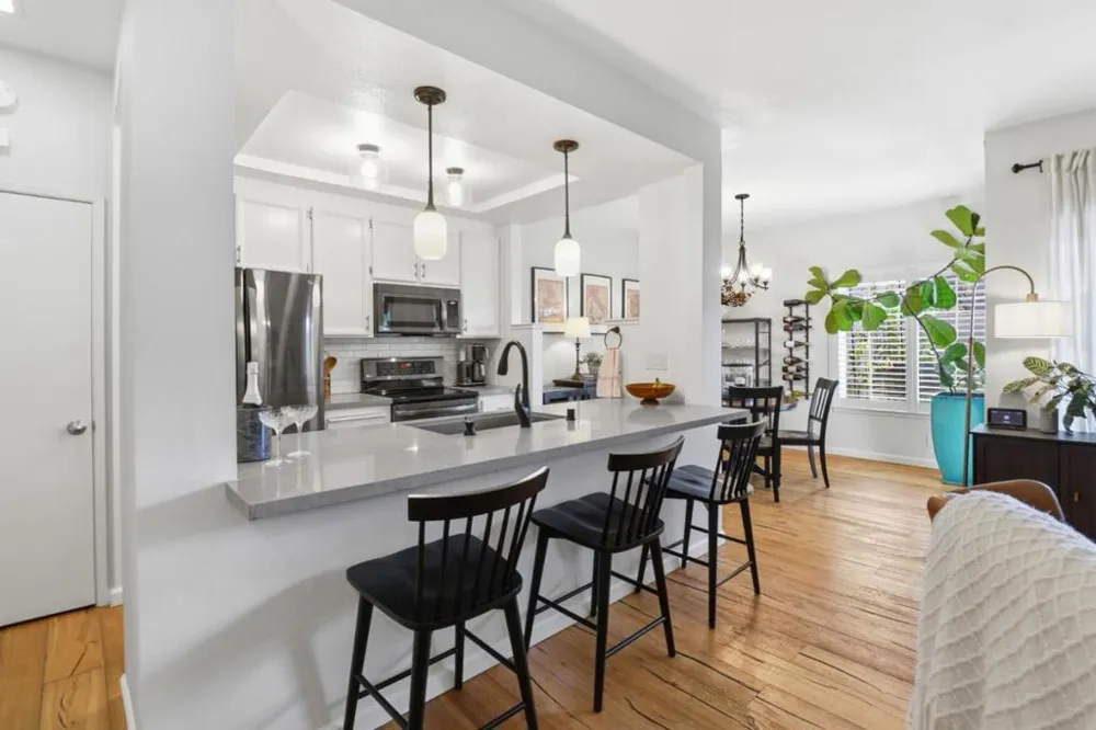 2327 Armada Way San Mateo, CA 94404