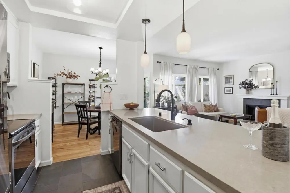 2327 Armada Way San Mateo, CA 94404