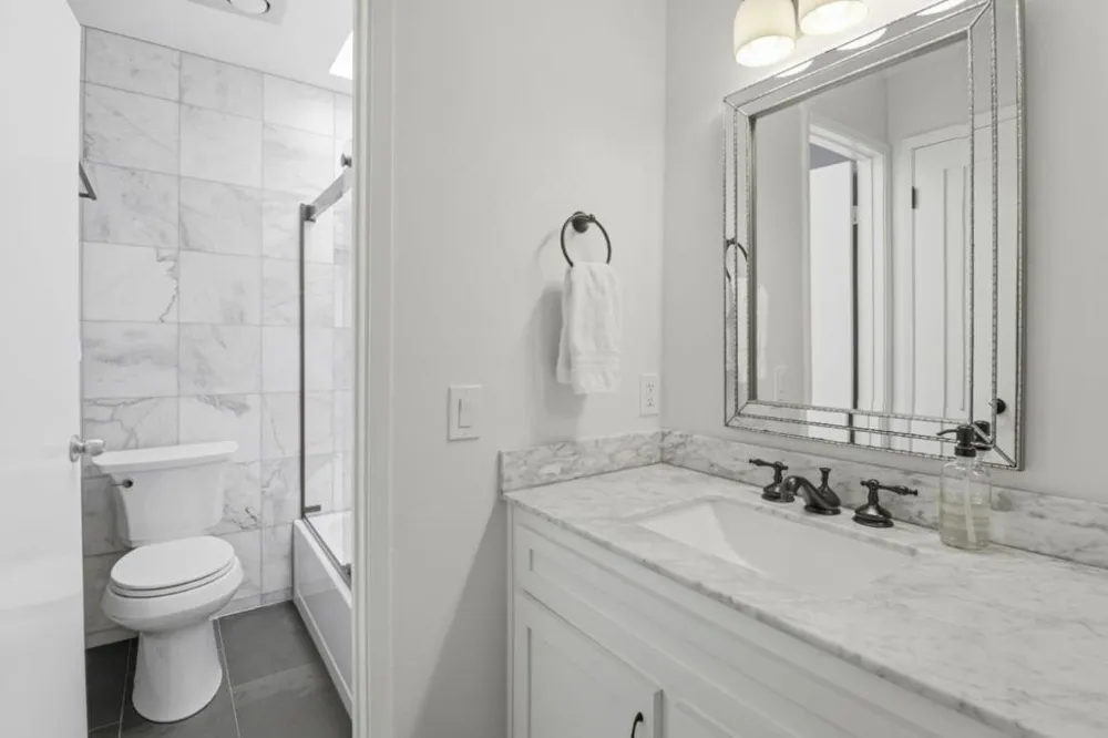 2327 Armada Way San Mateo, CA 94404