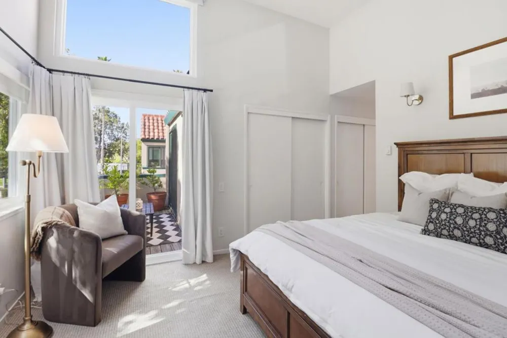 2327 Armada Way San Mateo, CA 94404