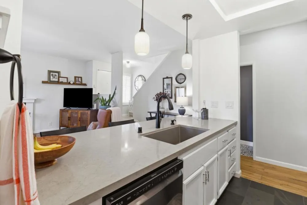 2327 Armada Way San Mateo, CA 94404