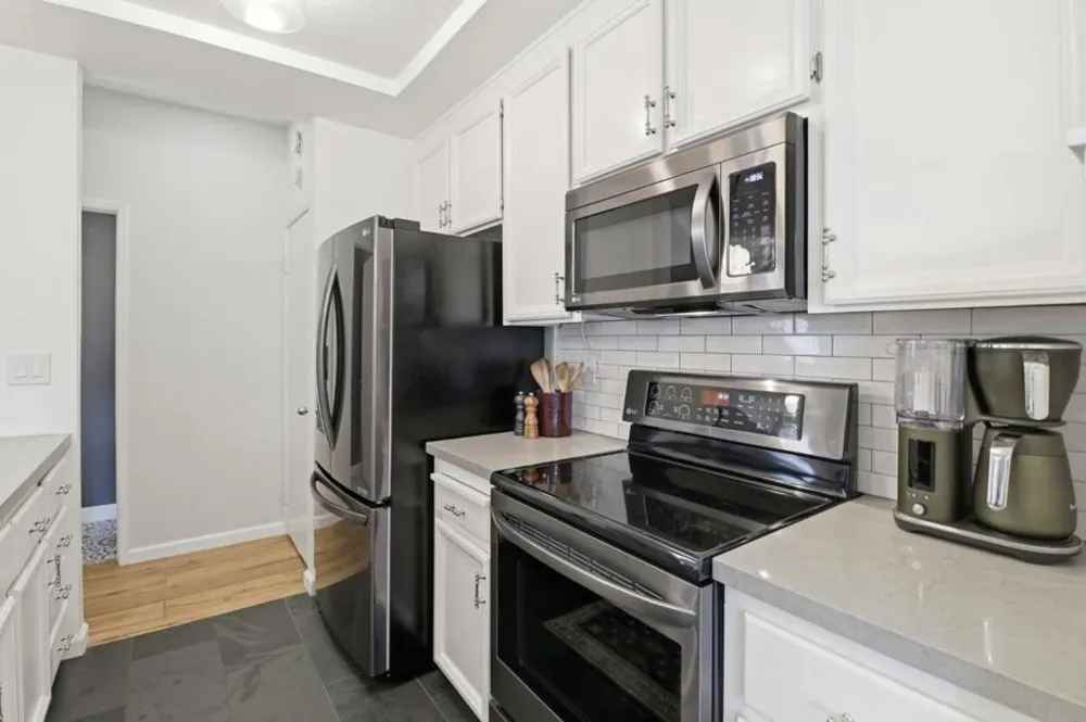 2327 Armada Way San Mateo, CA 94404