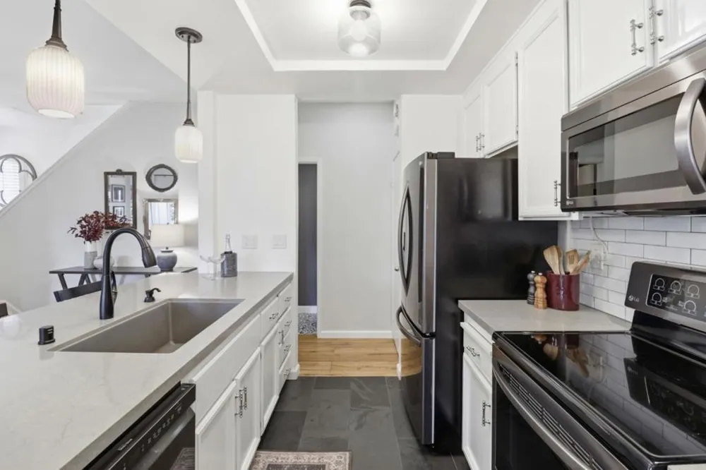 2327 Armada Way San Mateo, CA 94404