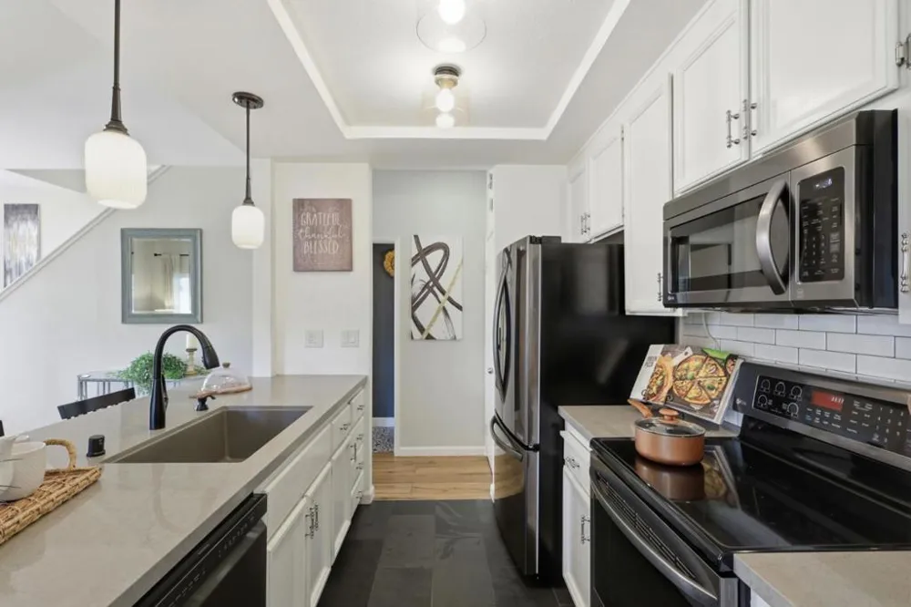 2327 Armada Way San Mateo, CA 94404