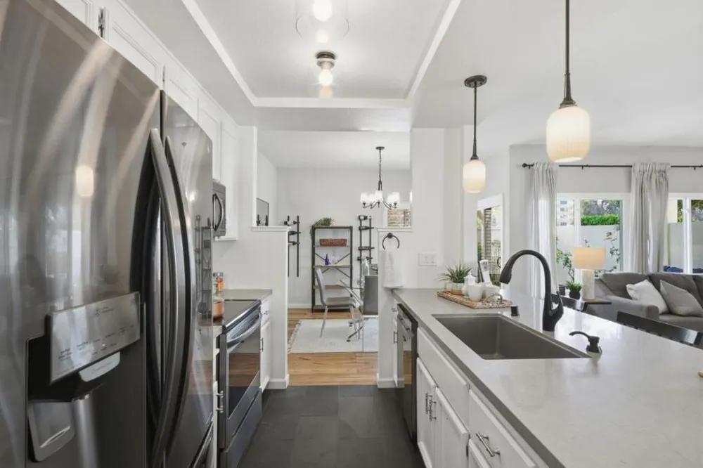 2327 Armada Way San Mateo, CA 94404