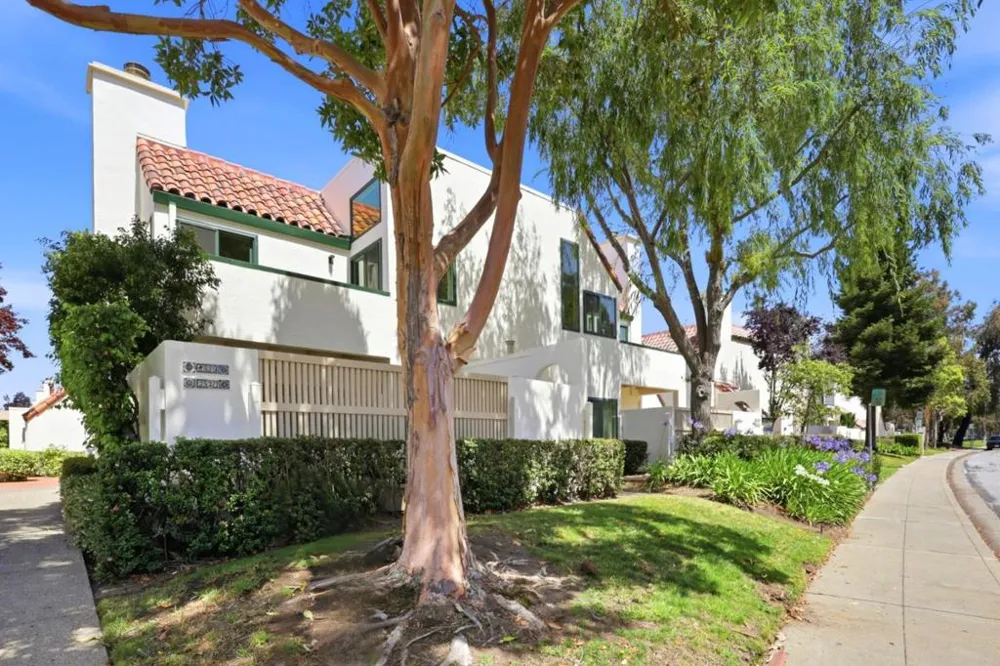 2327 Armada Way San Mateo, CA 94404
