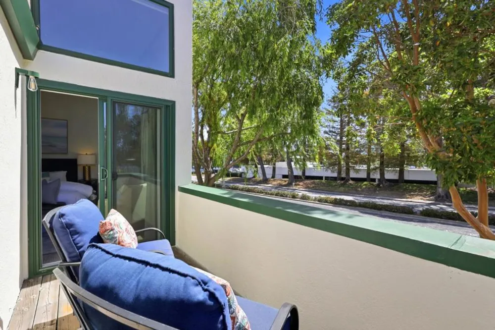 2327 Armada Way San Mateo, CA 94404