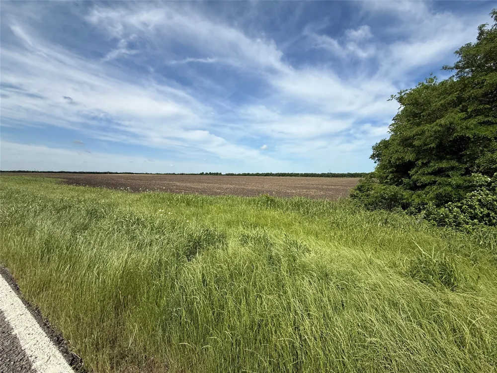 Fm 1396 Honey Grove, TX 75446