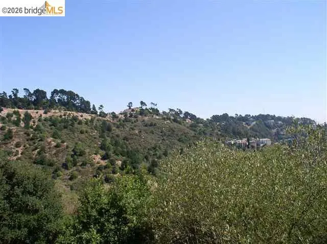 7150 Marlborough Oakland, CA 94705