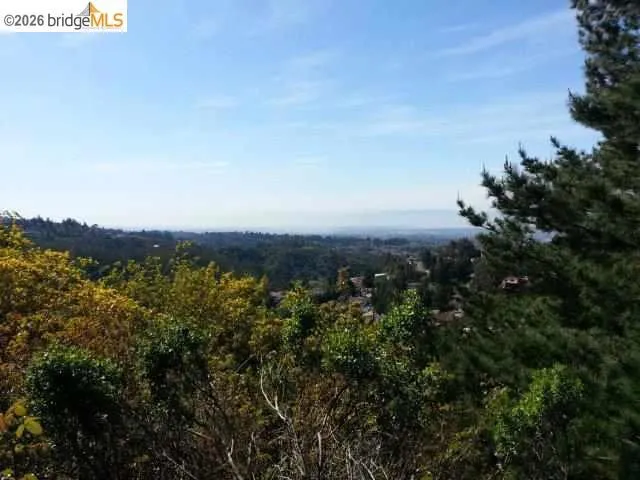 7150 Marlborough Oakland, CA 94705