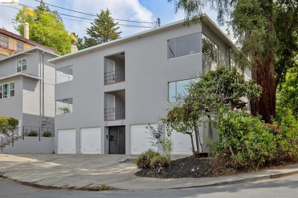 1825 Highland Pl #1827 Berkeley, CA 94709