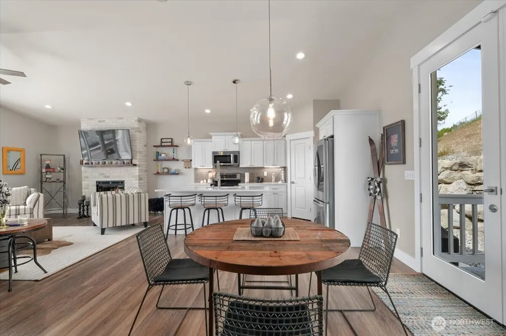 317 Village Drive Manson, WA 98831