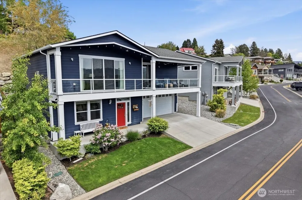 317 Village Drive Manson, WA 98831