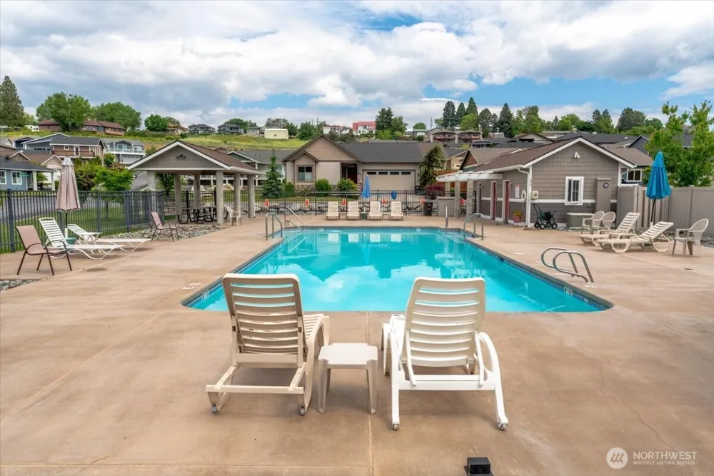 317 Village Drive Manson, WA 98831