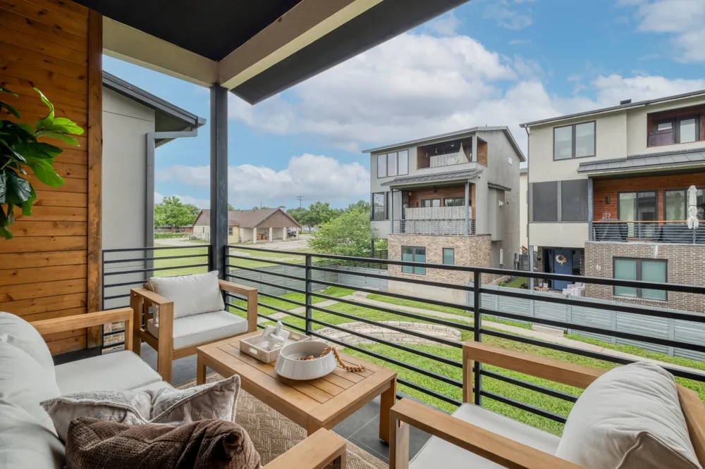 5002 E Pecan Springs Road #7 Austin, TX 78723