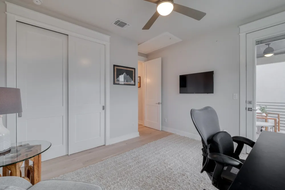 5002 E Pecan Springs Road #7 Austin, TX 78723