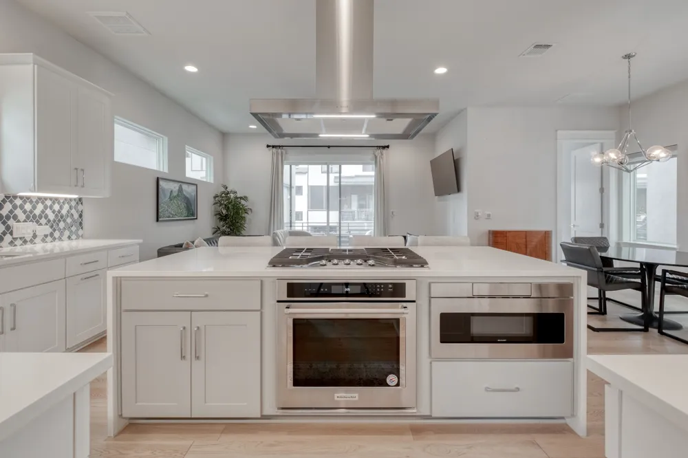 5002 E Pecan Springs Road #7 Austin, TX 78723