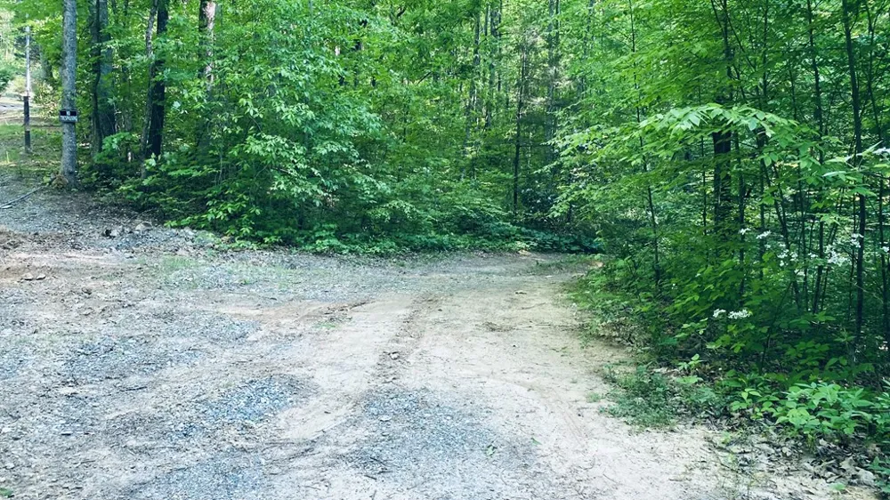 Cheek Circle Rd Sylva, NC 28779