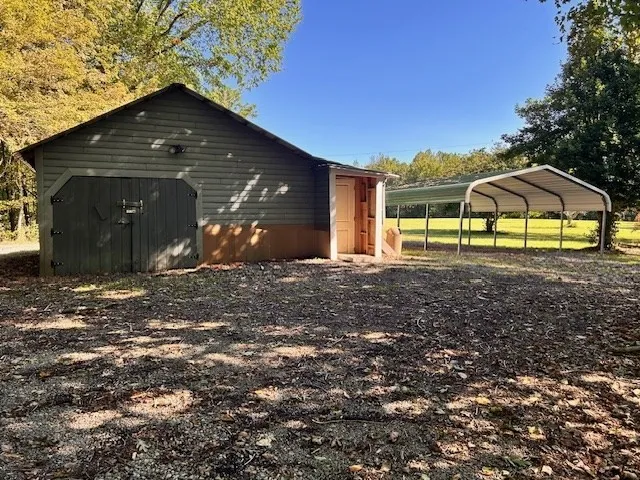 140 Spivey Ln Gainesboro, TN 38562