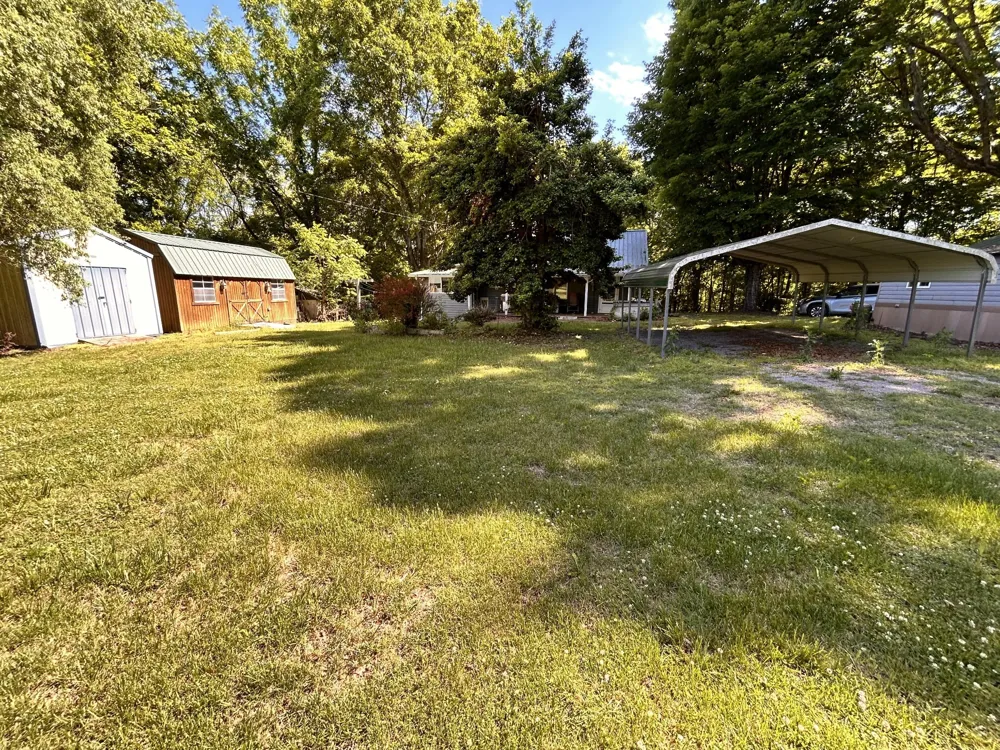 140 Spivey Ln Gainesboro, TN 38562