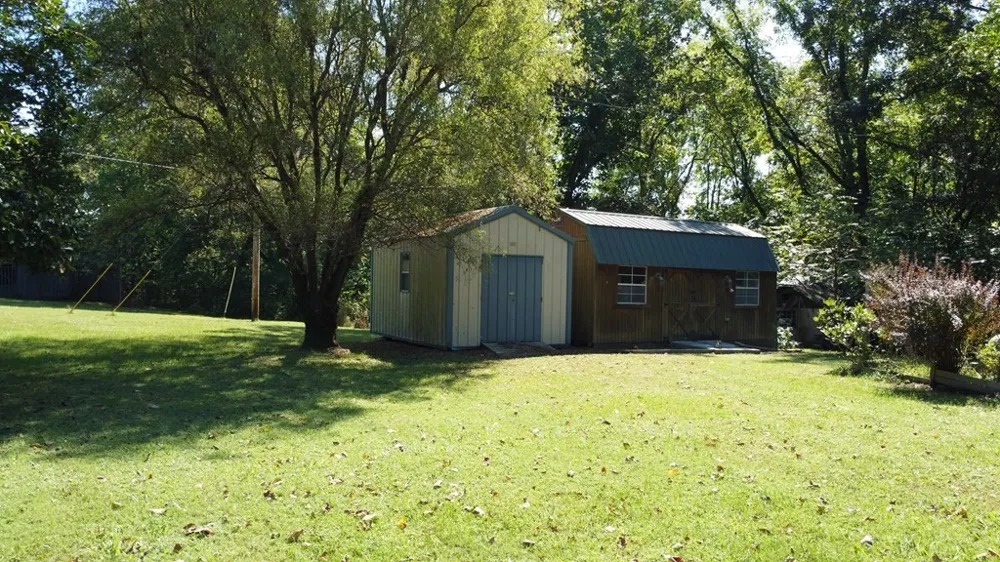 140 Spivey Ln Gainesboro, TN 38562