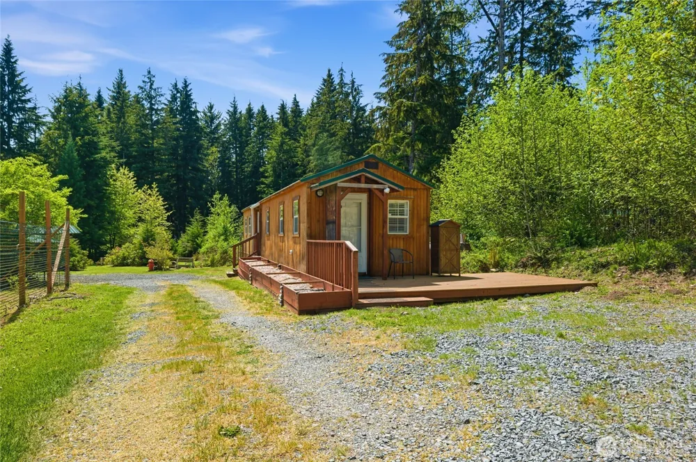 33822 State Route 706 E Ashford, WA 98304