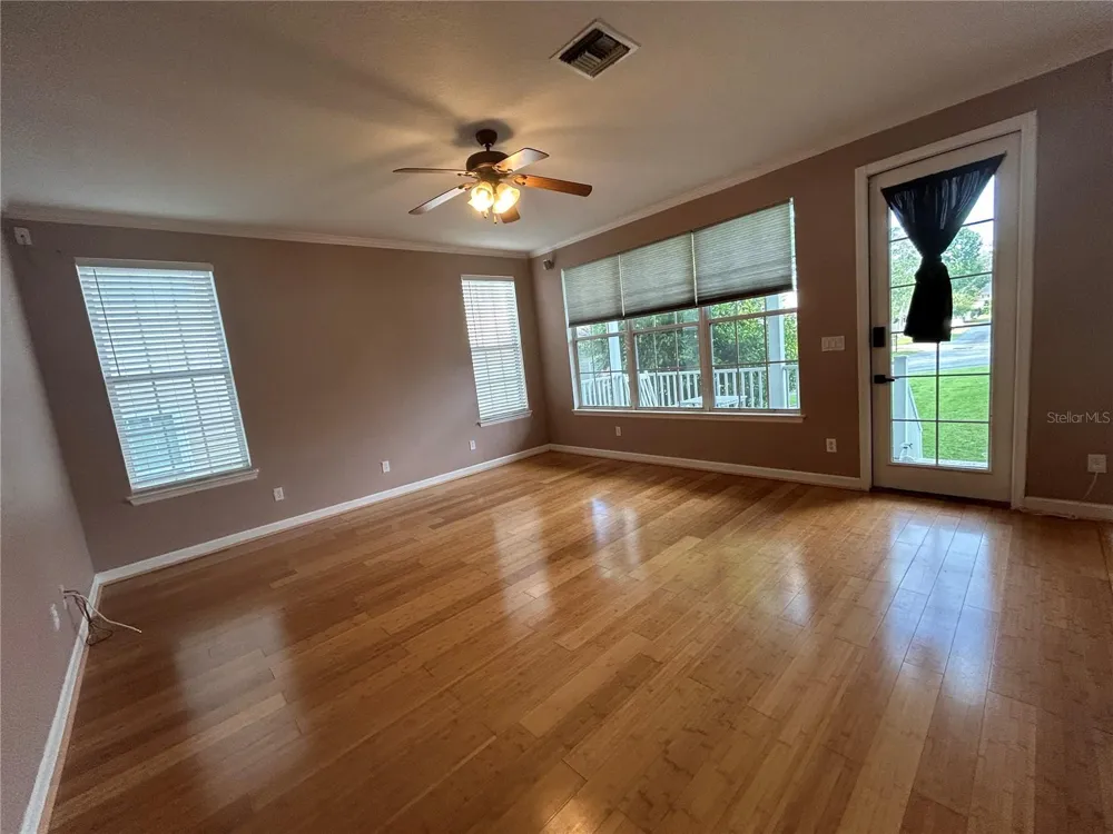 2549 TWAIN DRIVE Tallahassee, FL 32311