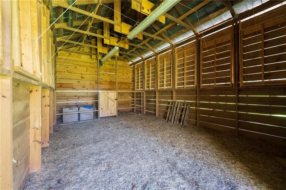 1103 Apple Pie Ridge Road Alto, GA 30510