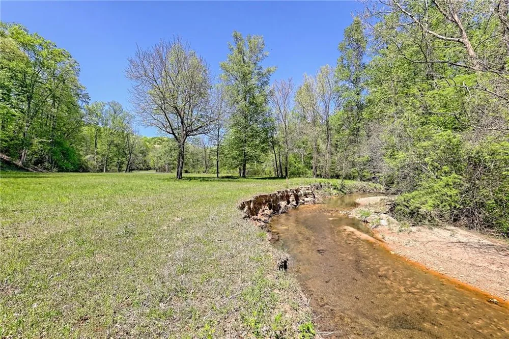 1103 Apple Pie Ridge Road Alto, GA 30510