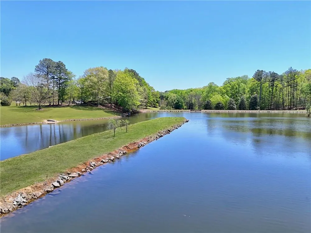 1103 Apple Pie Ridge Road Alto, GA 30510