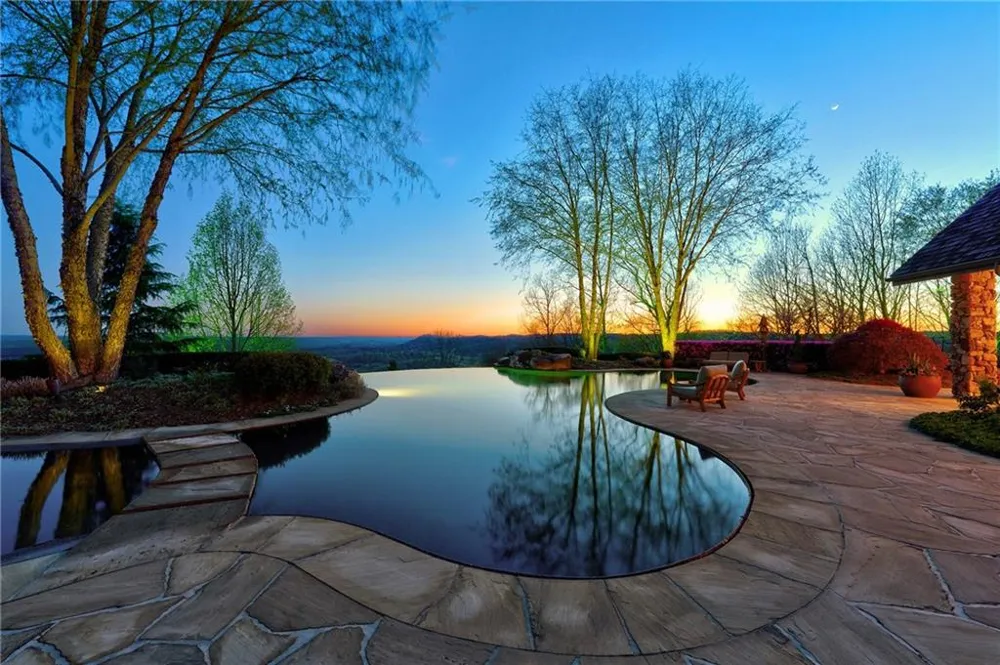 1103 Apple Pie Ridge Road Alto, GA 30510