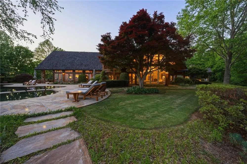 1103 Apple Pie Ridge Road Alto, GA 30510