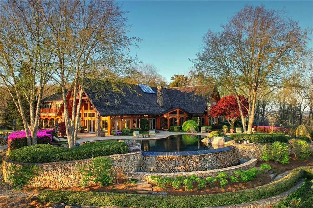 1103 Apple Pie Ridge Road Alto, GA 30510