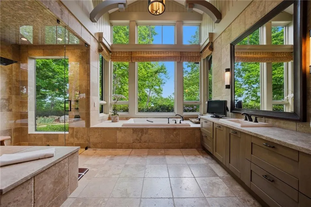 1103 Apple Pie Ridge Road Alto, GA 30510