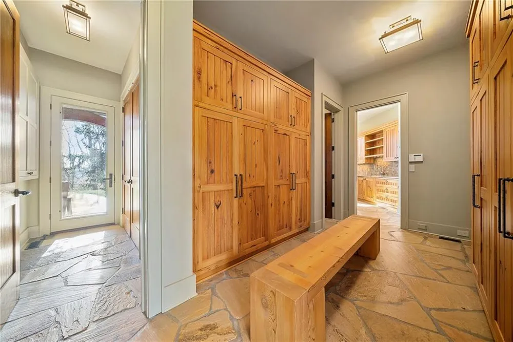 1103 Apple Pie Ridge Road Alto, GA 30510